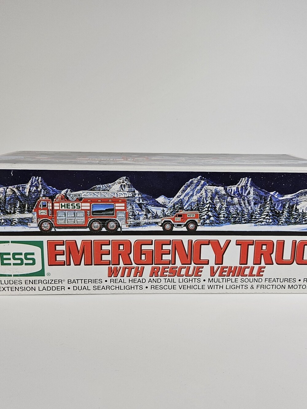 2005 Hess Red Emergency Fire Truck with Rescue Vehicle Brand New in Box